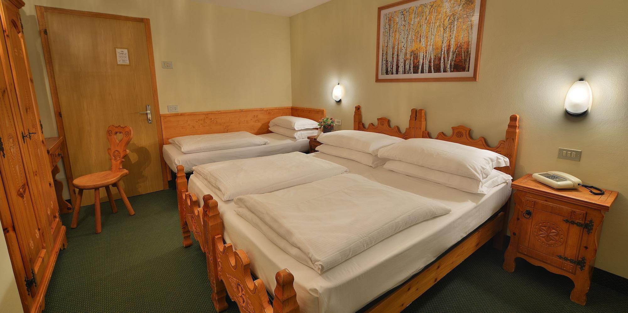 Hotel Loredana Livigno Exterior foto