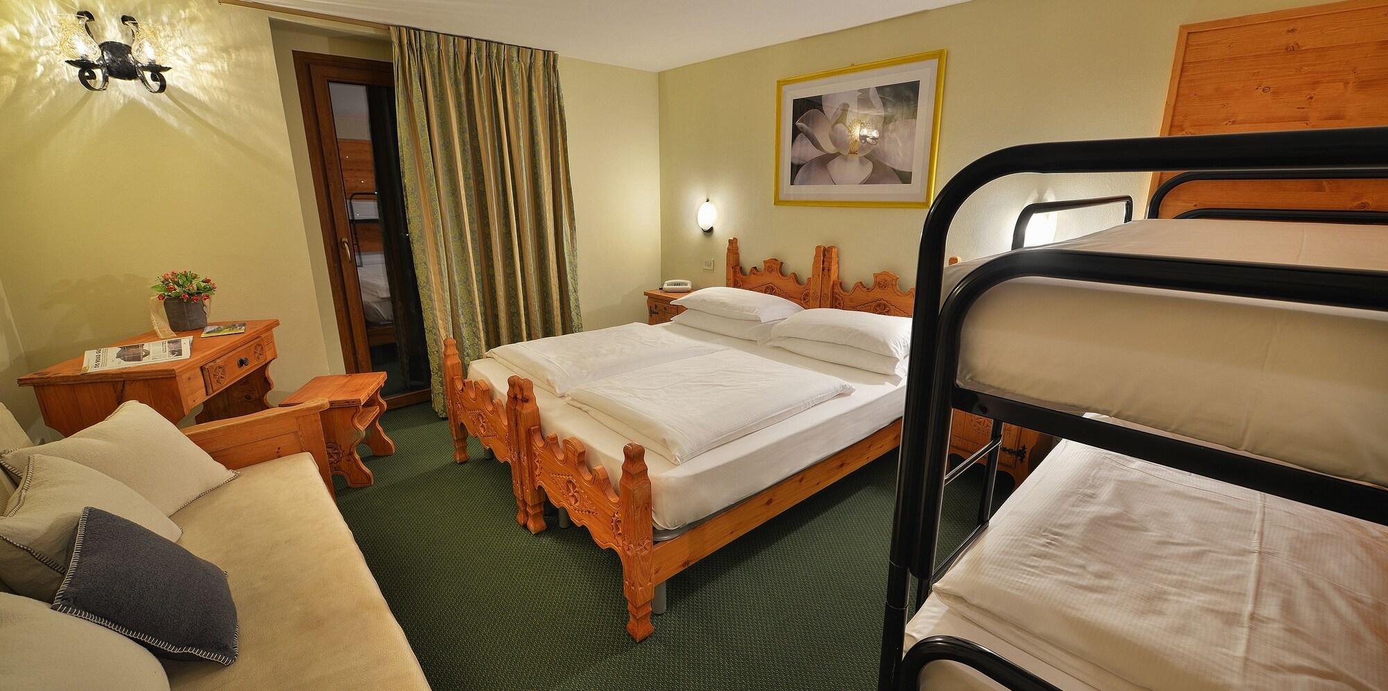 Hotel Loredana Livigno Exterior foto
